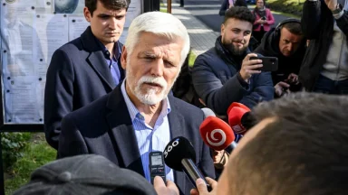 Президент Чехії в неділю вранці почне післявиборчі консультації з лідерами партій