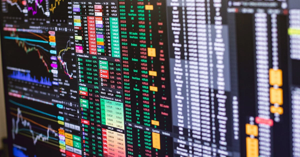 S&P 500 і Nasdaq досягли рекордних значень на закритті завдяки угодам у сфері штучного інтелекту